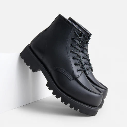 Red Wing Shoes 3497 Porter Moc Toe Black Boundary