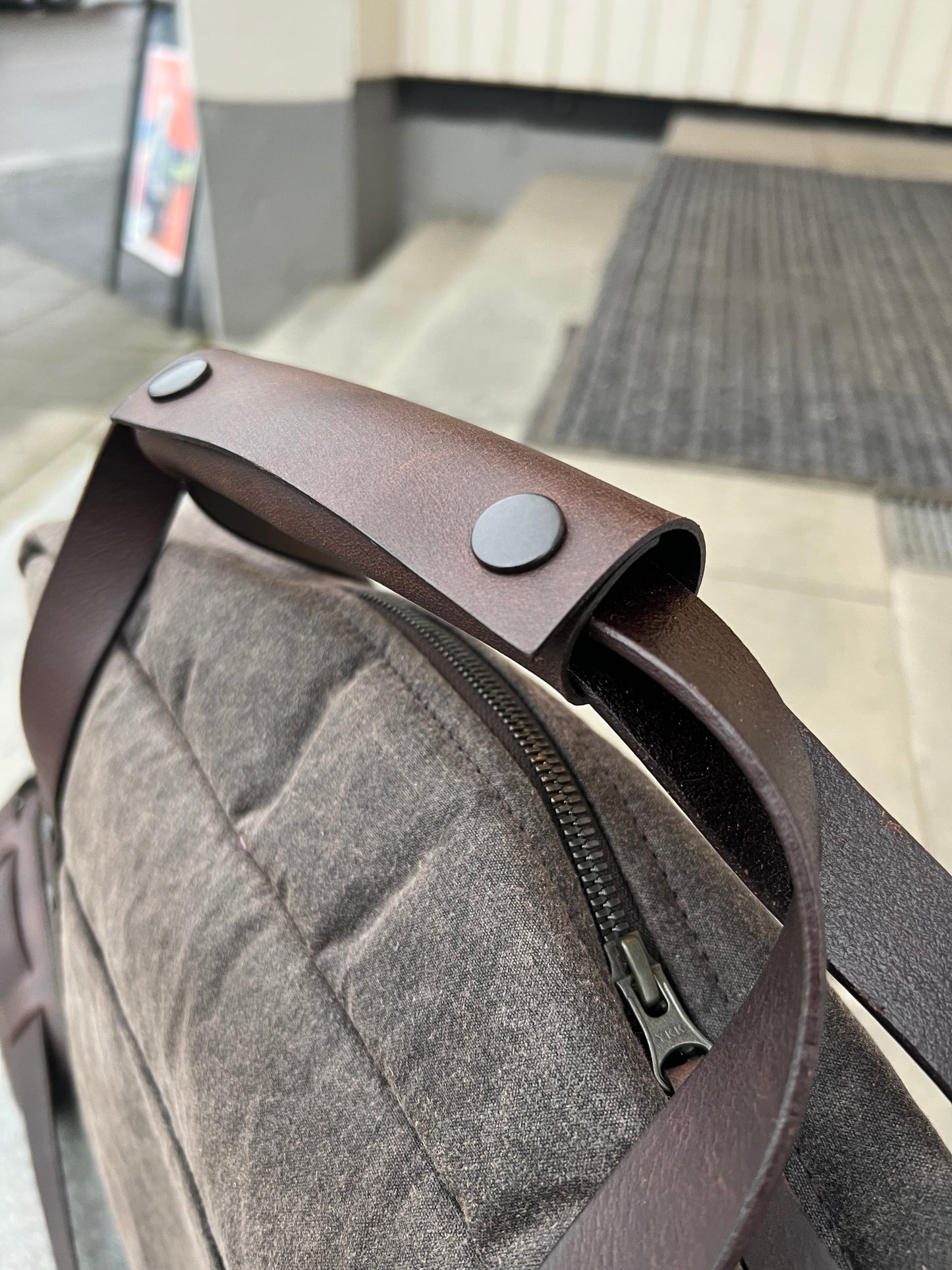 Thorndale Messenger Bag Canvas/leather