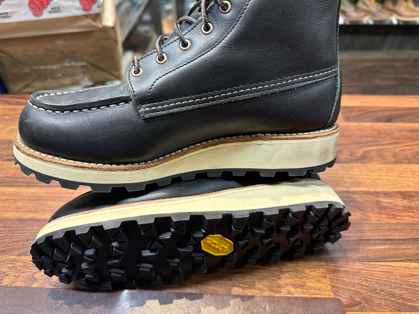 Vibram Zegama Mega grip