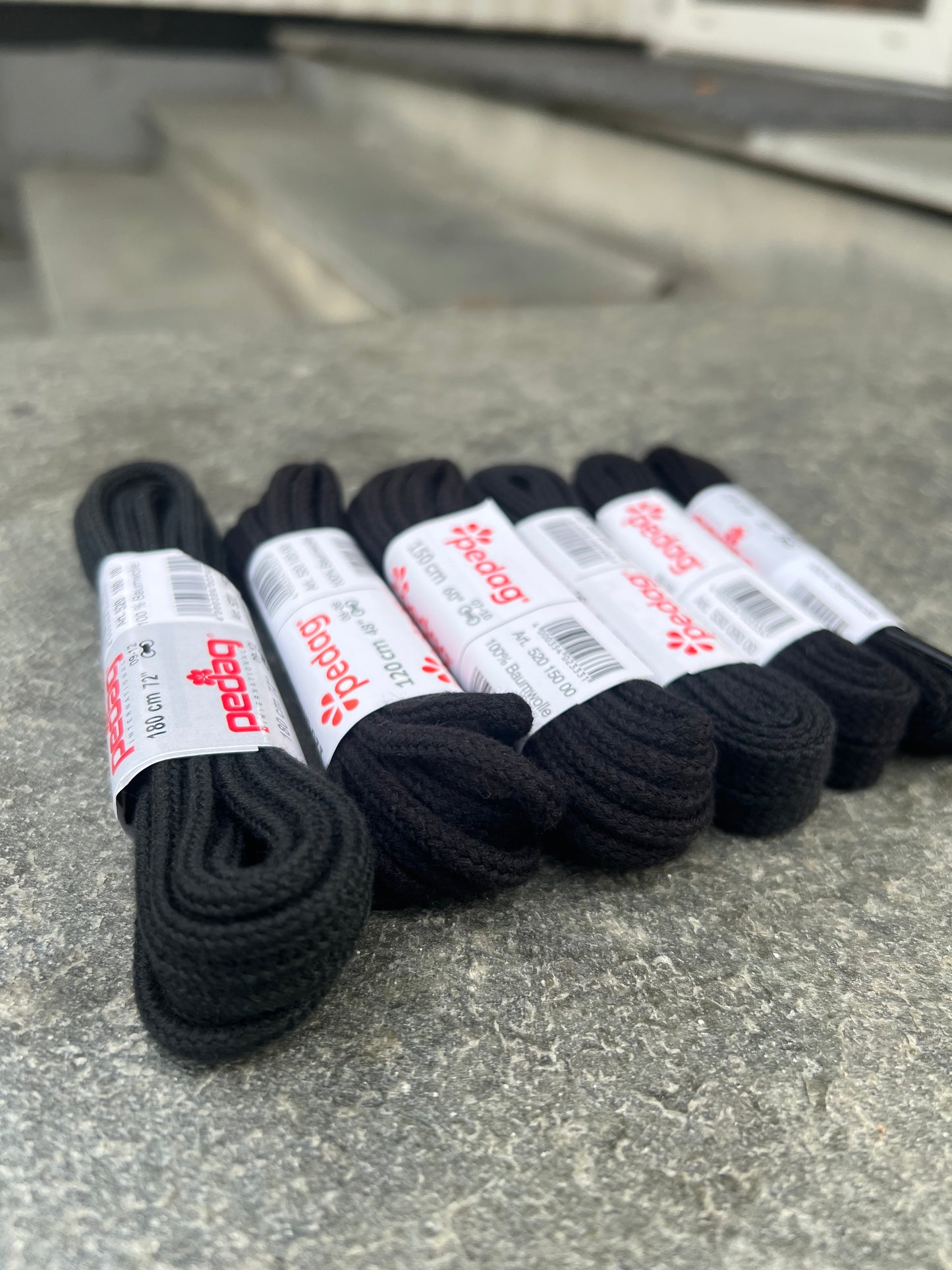 Skolisser runde/flate  i svart