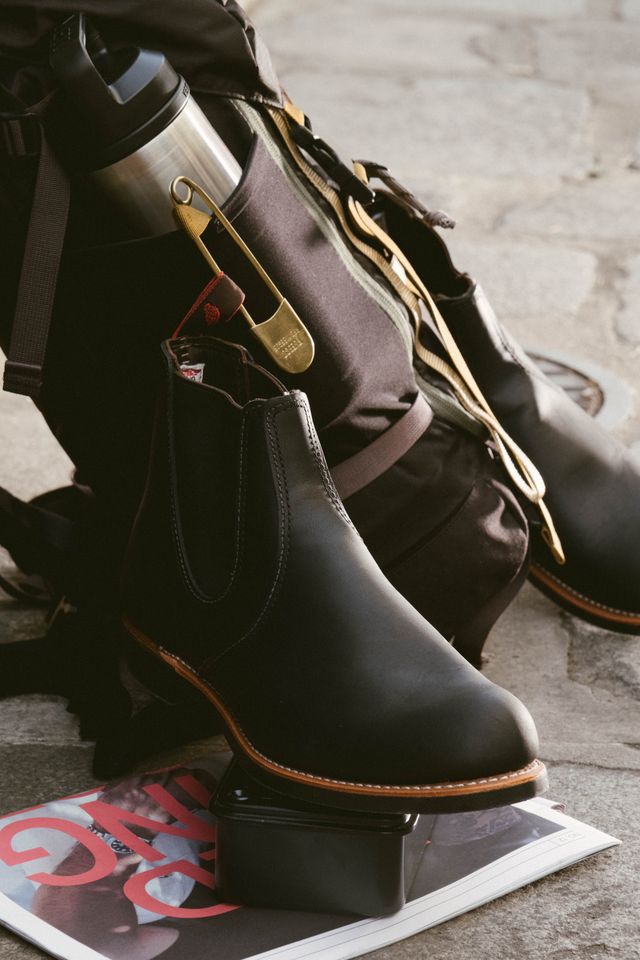 Red Wing Chelsea Rancher 8224 Black Harness