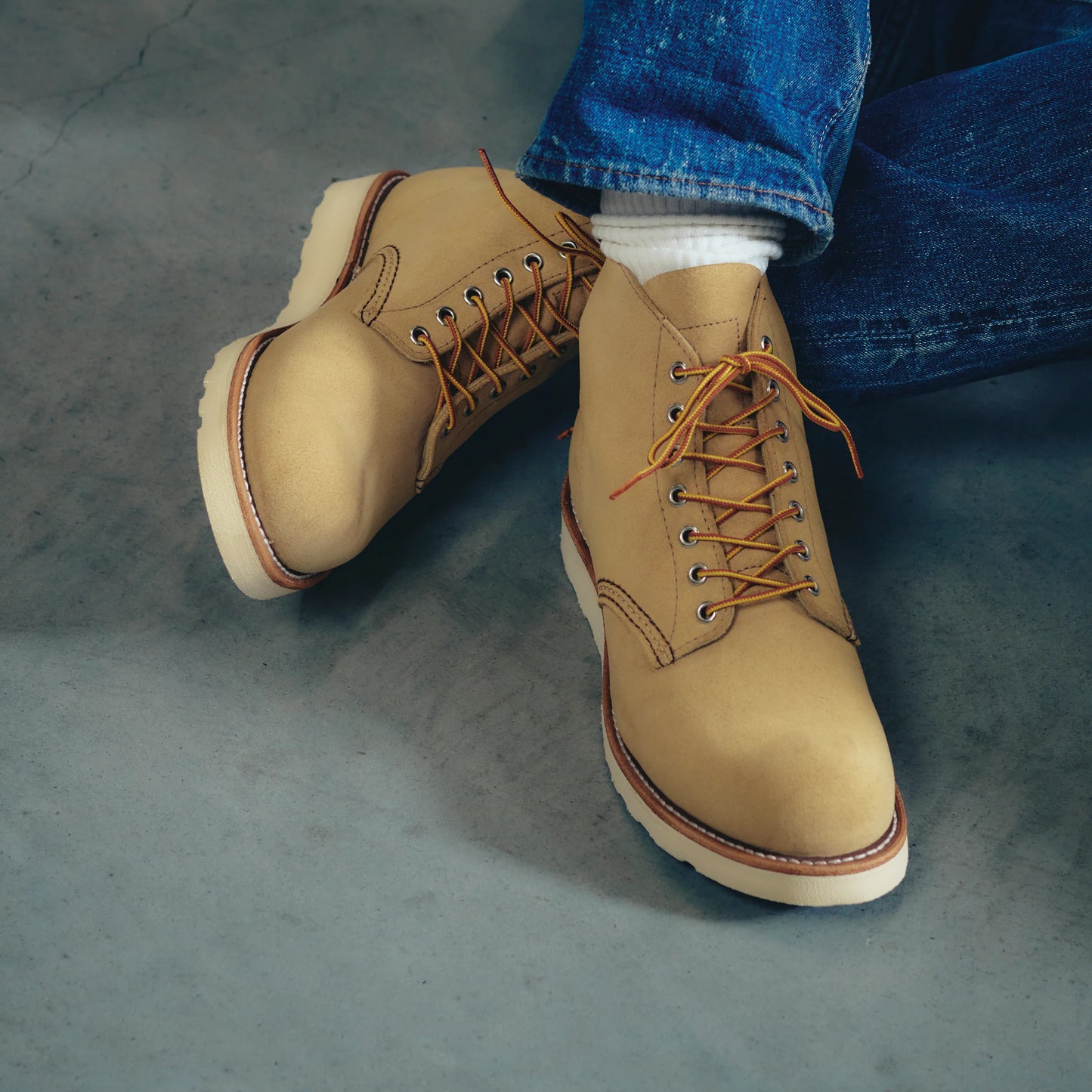 Red Wing 8167 Classic Round Toe - Hawthorne Abilene